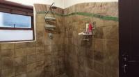 Bathroom 1 - 6 square meters of property in North Riding