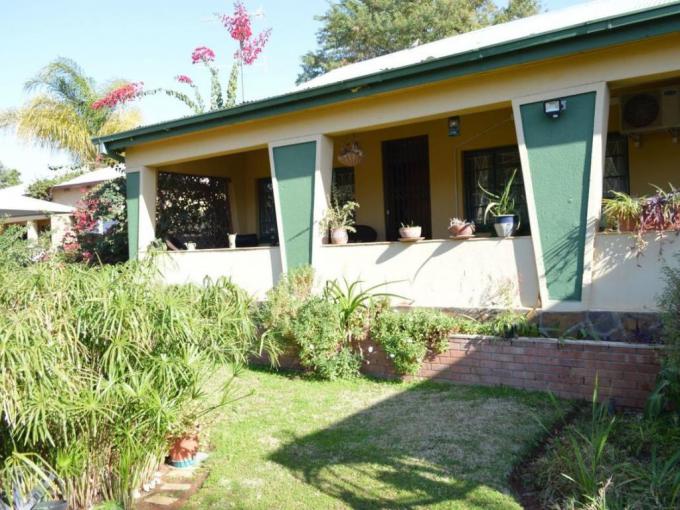 3 Bedroom House for Sale For Sale in Upington - MR610444