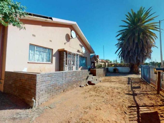 3 Bedroom House for Sale For Sale in Upington - MR610573