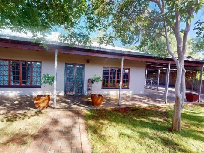3 Bedroom House for Sale For Sale in Upington - MR610608