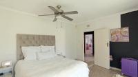 Main Bedroom - 21 square meters of property in Sunnyridge