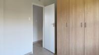 Bed Room 1 - 10 square meters of property in Olifantsvlei 327-Iq