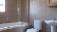 Bathroom 1 - 4 square meters of property in Olifantsvlei 327-Iq
