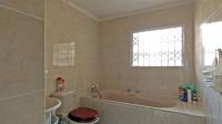 Main Bathroom - 6 square meters of property in Sandown
