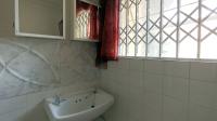 Bathroom 1 - 6 square meters of property in Sandown