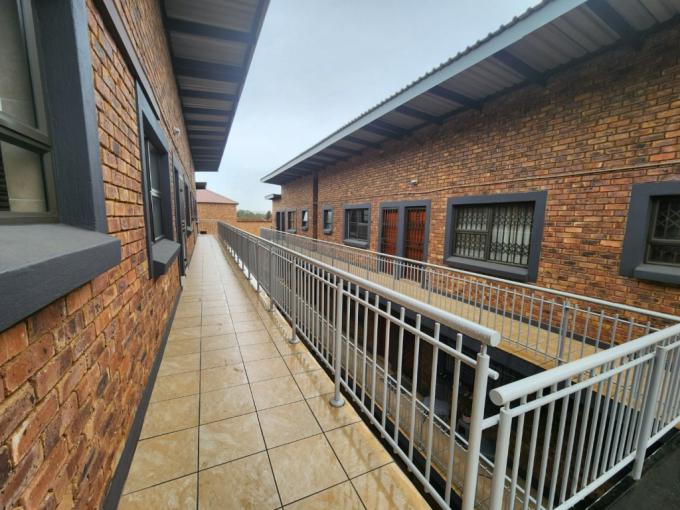 2 Bedroom Apartment for Sale For Sale in Alberton - MR611765