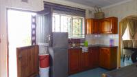 Kitchen - 14 square meters of property in Regency Park