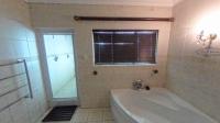 Bathroom 3+ - 19 square meters of property in Padfield Park