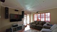 Entertainment - 20 square meters of property in Wilgeheuwel 
