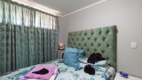 Bed Room 1 - 11 square meters of property in Amberfield