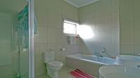 Main Bathroom - 8 square meters of property in Celtisdal