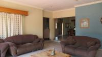 Lounges - 35 square meters of property in Brackendowns