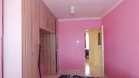Bed Room 2 - 15 square meters of property in Payneville