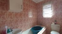 Bathroom 1 - 6 square meters of property in Payneville