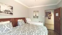 Bed Room 2 - 12 square meters of property in Amandasig