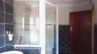 Bathroom 2 - 9 square meters of property in Amandasig