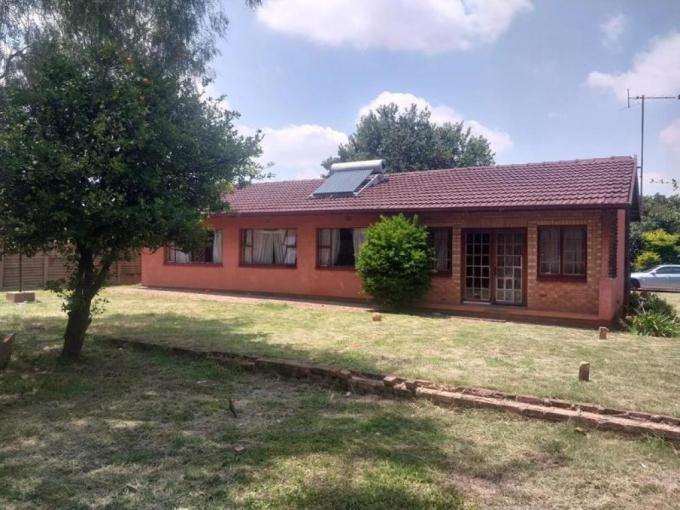 3 Bedroom House for Sale For Sale in Olifantsfontein - MR613589