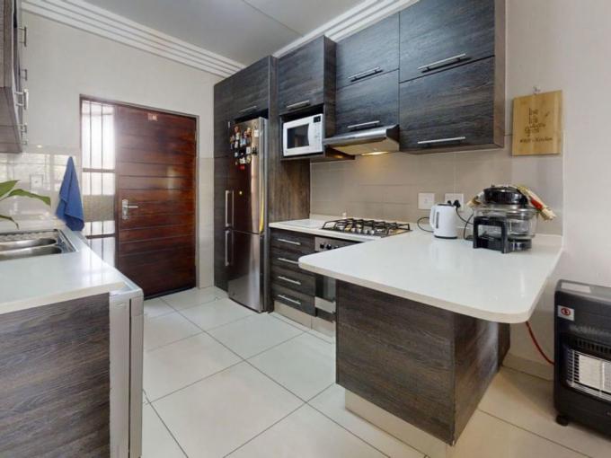 3 Bedroom Simplex for Sale For Sale in Eveleigh - MR614082