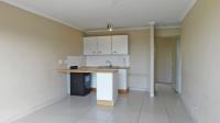 Lounges - 15 square meters of property in Montclair (Dbn)