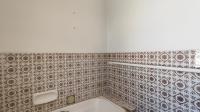 Bathroom 2 - 6 square meters of property in Hazeldene