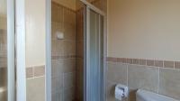 Bathroom 1 - 5 square meters of property in Mooikloof Ridge