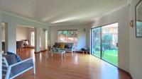 Lounges - 31 square meters of property in Eldoraigne