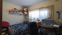 Bed Room 2 - 12 square meters of property in Kraaifontein