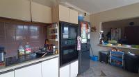 Kitchen - 14 square meters of property in Kraaifontein