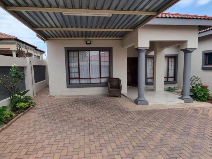 4 Bedroom House for Sale For Sale in Polokwane - MR618439