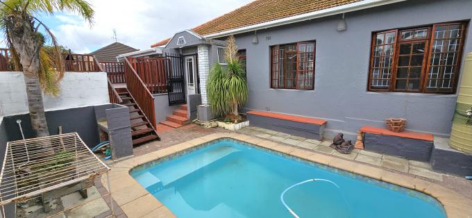 3 Bedroom House for Sale For Sale in Strand - MR618679