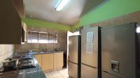 Kitchen - 14 square meters of property in Hurst Hill