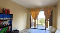 Bed Room 1 - 15 square meters of property in Rietvlei View Country Estates
