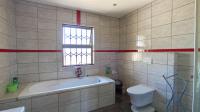 Bathroom 2 - 9 square meters of property in Rietvlei View Country Estates