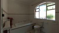 Bathroom 1 - 7 square meters of property in Jukskei Park