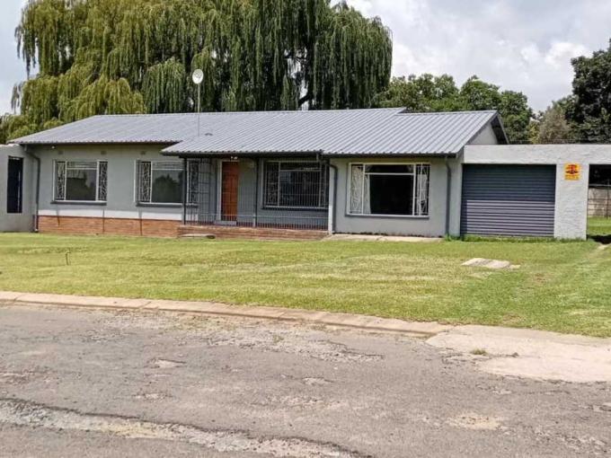 3 Bedroom House for Sale For Sale in Rensburg - MR620195