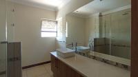 Bathroom 3+ - 26 square meters of property in Savanna Hills Estate