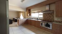 Kitchen - 20 square meters of property in Savanna Hills Estate