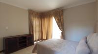 Bed Room 1 - 18 square meters of property in Savanna Hills Estate