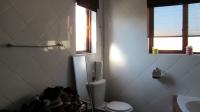 Main Bathroom - 7 square meters of property in Chancliff Ridge