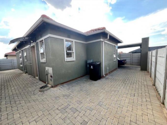 3 Bedroom House for Sale For Sale in Alberton - MR621226