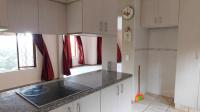 Kitchen - 13 square meters of property in Kingsburgh