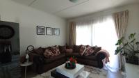 Lounges - 12 square meters of property in Erand Gardens