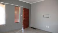Lounges - 14 square meters of property in Witpoortjie
