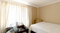 Bed Room 1 - 12 square meters of property in Klerksoord