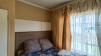 Bed Room 1 - 11 square meters of property in Hlanganani Village