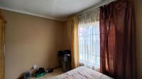 Bed Room 2 - 14 square meters of property in Hlanganani Village