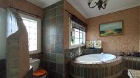 Main Bathroom - 13 square meters of property in Wilropark