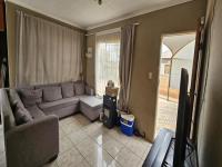 Lounges - 15 square meters of property in Birch Acres