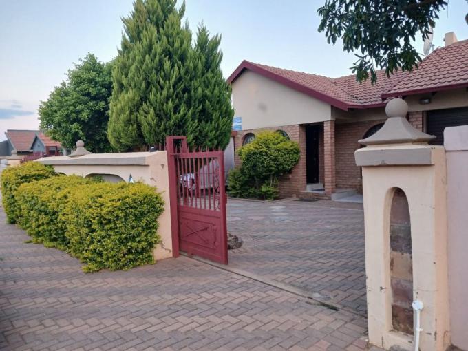 3 Bedroom House for Sale For Sale in Polokwane - MR622277