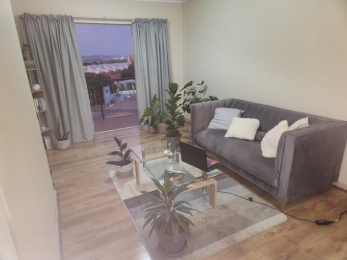 2 Bedroom Apartment for Sale For Sale in Weavind Park - MR622617